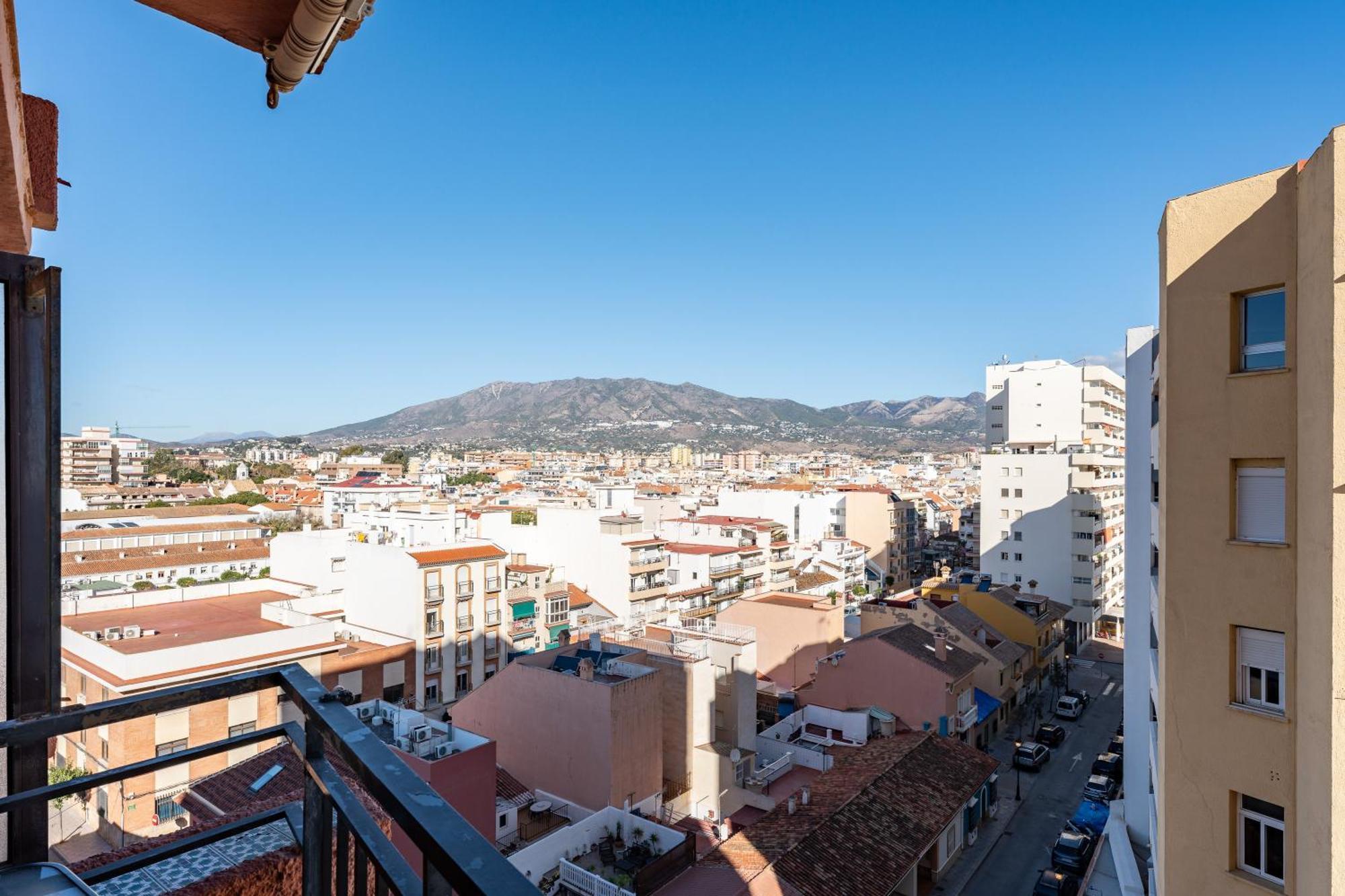 La Perla Apartment Фуeнхирола Екстериор снимка